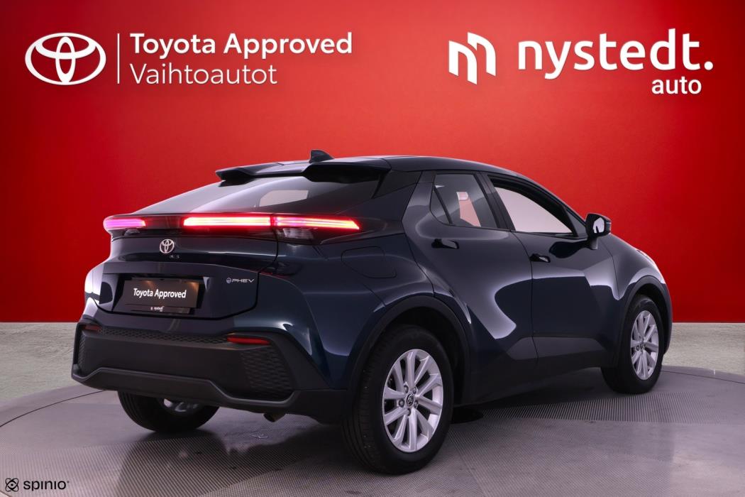 TOYOTA C-HR 2025