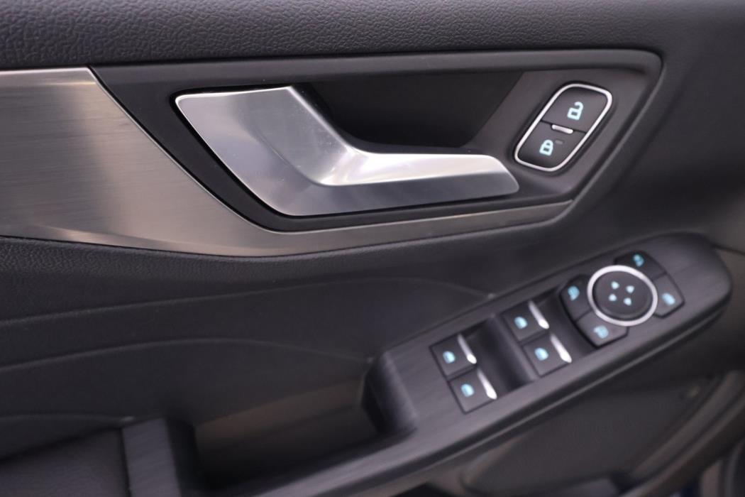 FORD KUGA 2021