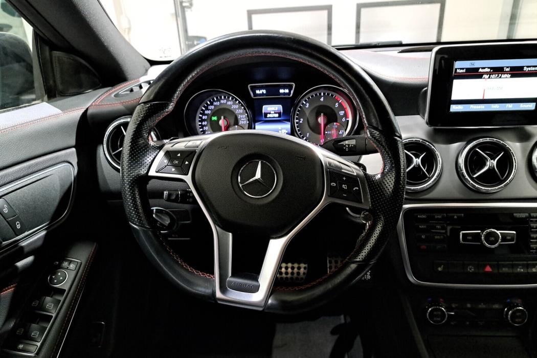 MERCEDES-BENZ CLA 2014