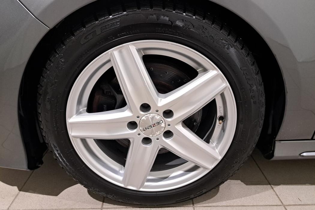 MERCEDES-BENZ CLA 2014