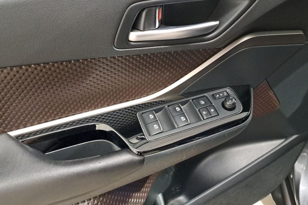 TOYOTA C-HR 2018