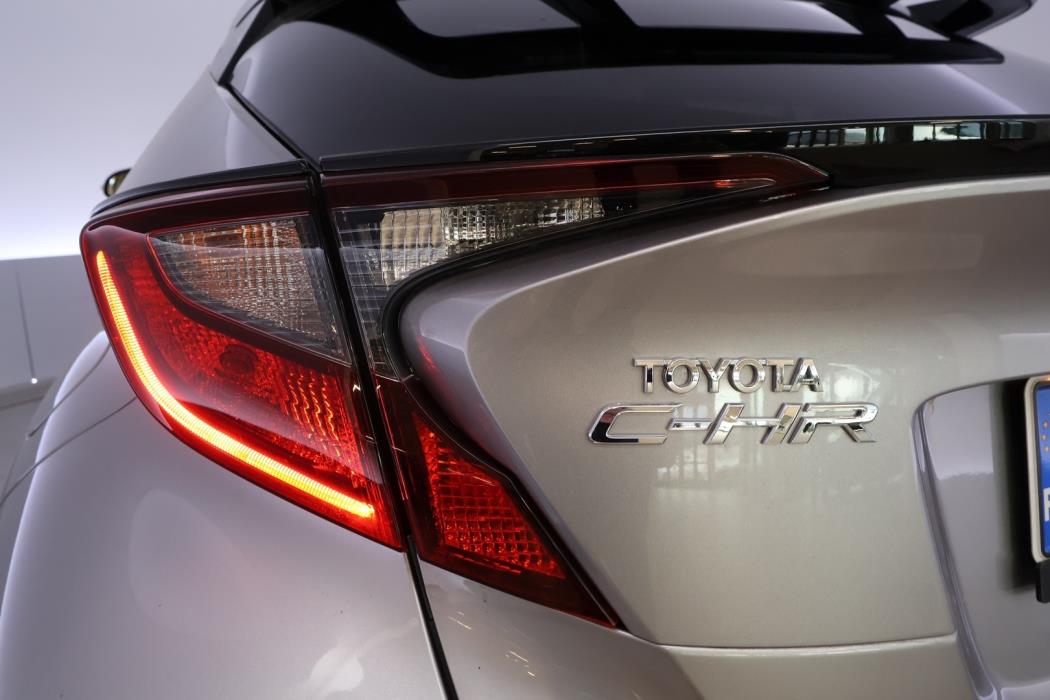 TOYOTA C-HR 2022