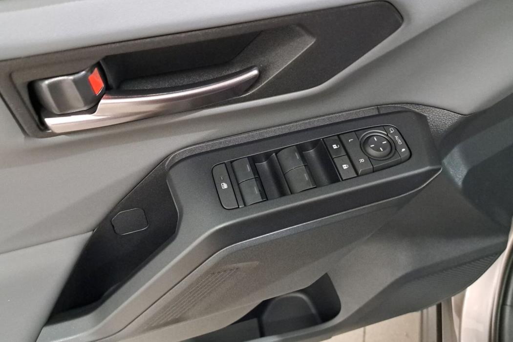 TOYOTA RAV4 PLUG-IN 2026