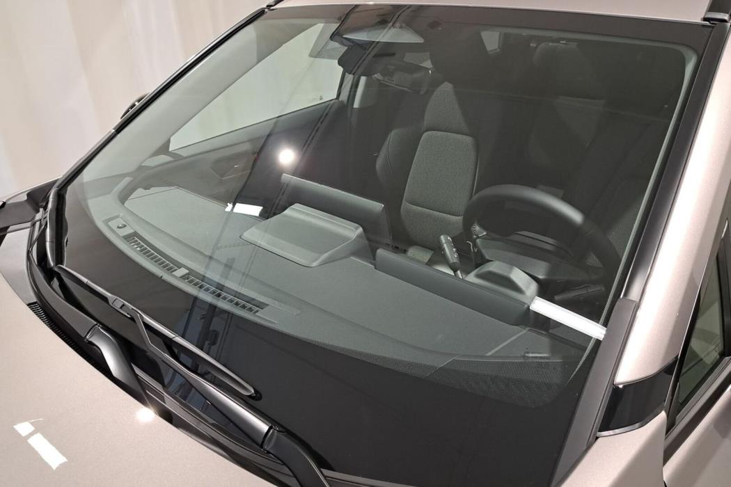 TOYOTA RAV4 PLUG-IN 2026