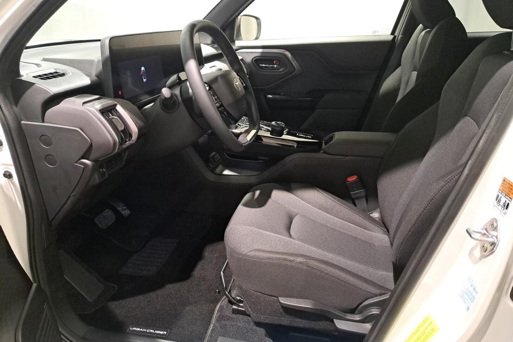 TOYOTA URBAN CRUISER 2026