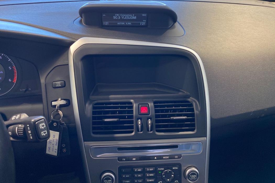 VOLVO XC60 2010