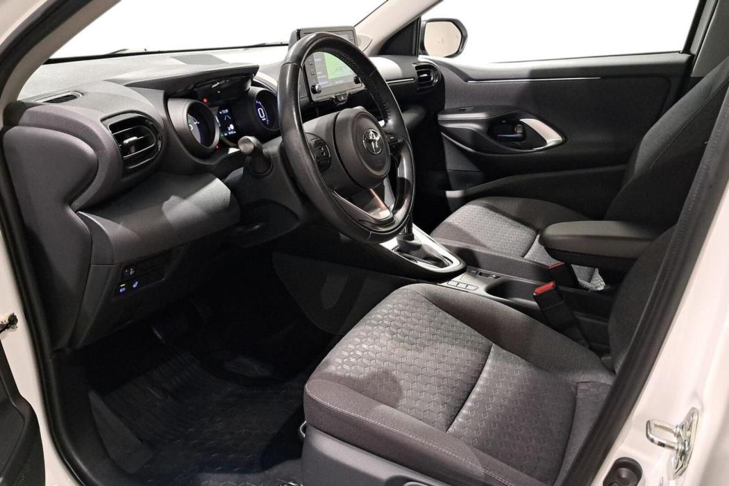 TOYOTA Yaris 2022