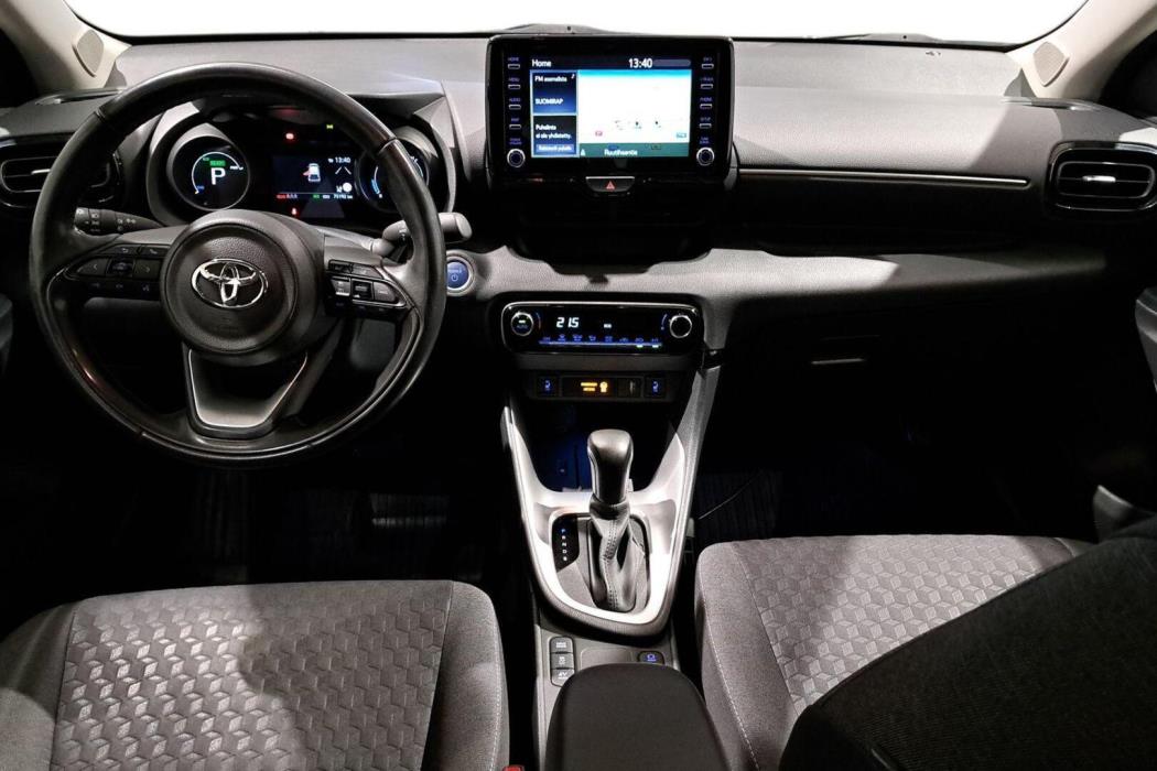 TOYOTA Yaris 2022