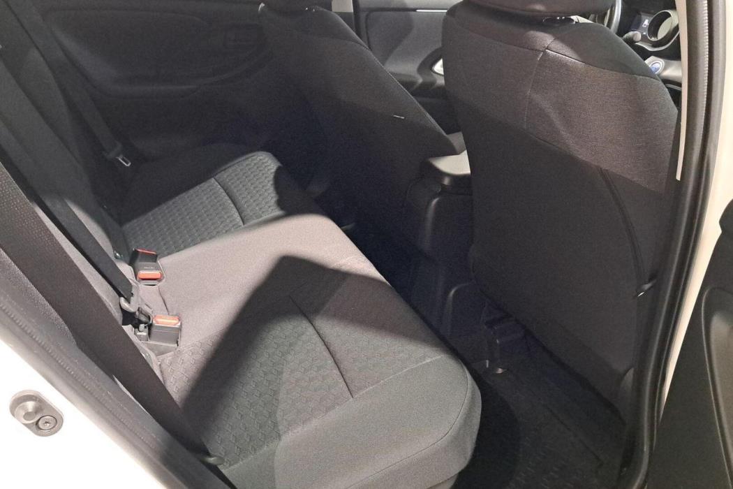 TOYOTA Yaris 2022