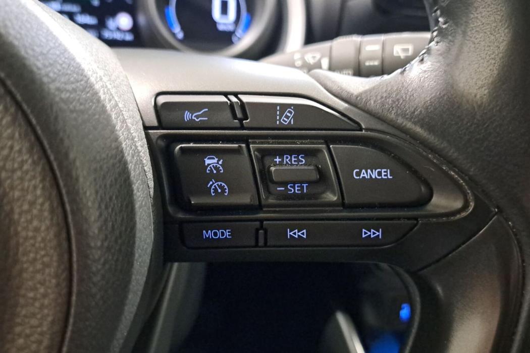 TOYOTA Yaris 2022