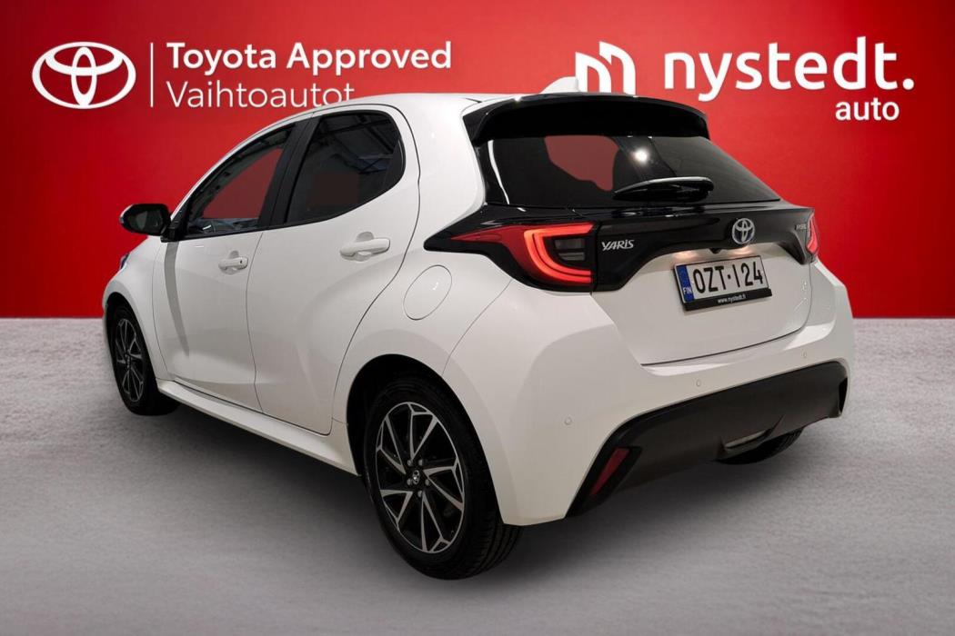 TOYOTA Yaris 2022