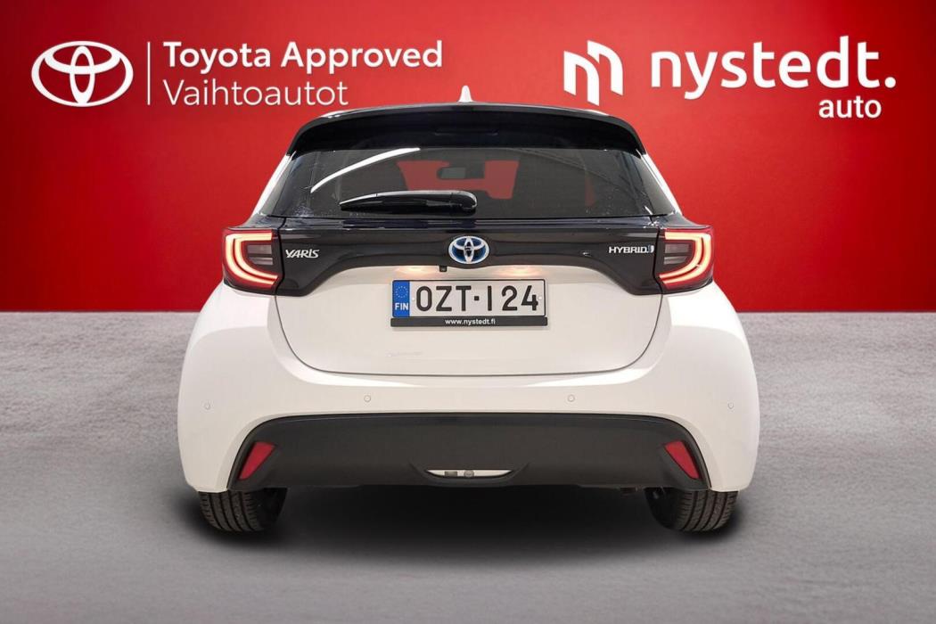 TOYOTA Yaris 2022