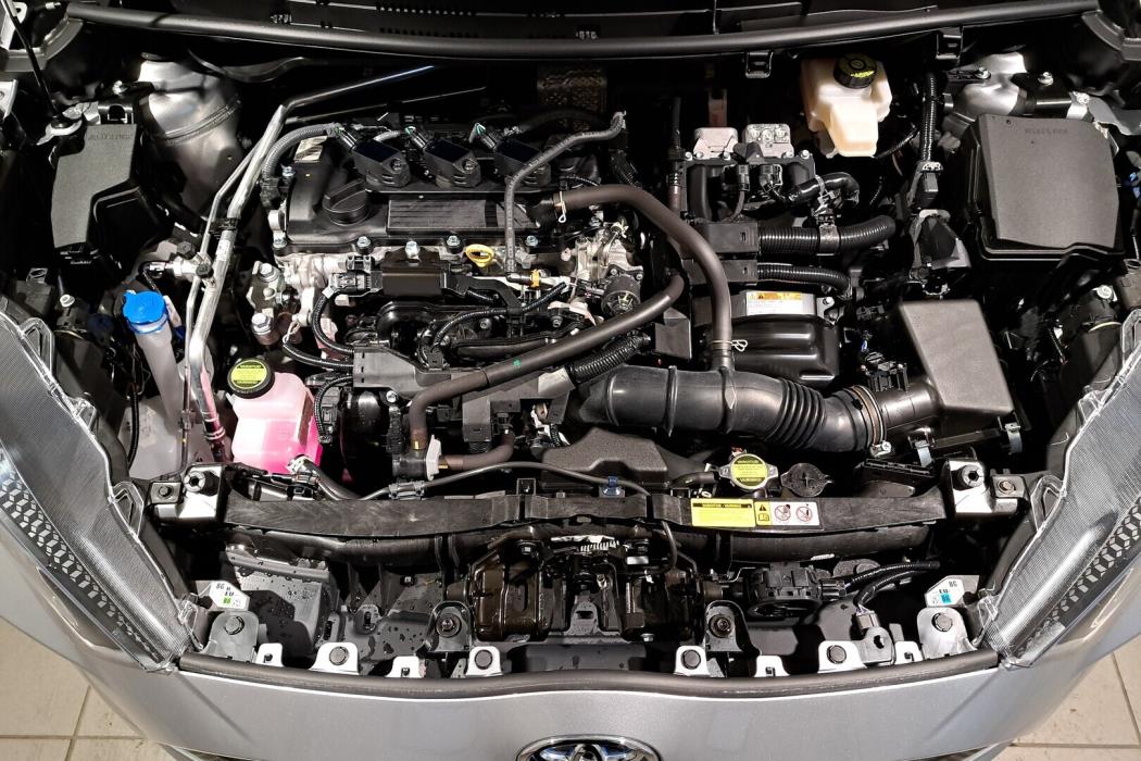 TOYOTA Yaris 2023