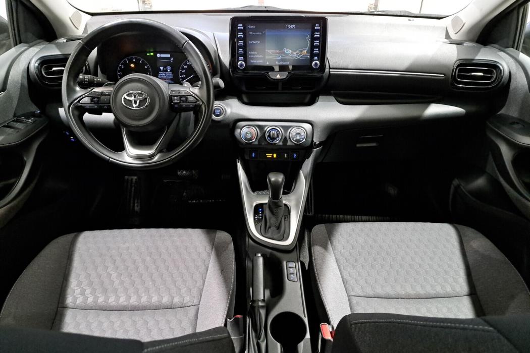 TOYOTA YARIS 2021
