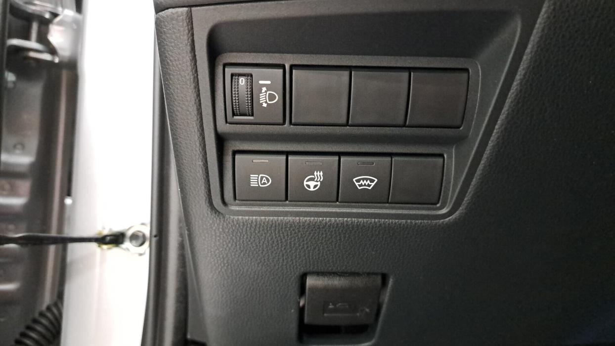 TOYOTA Yaris Cross 2025