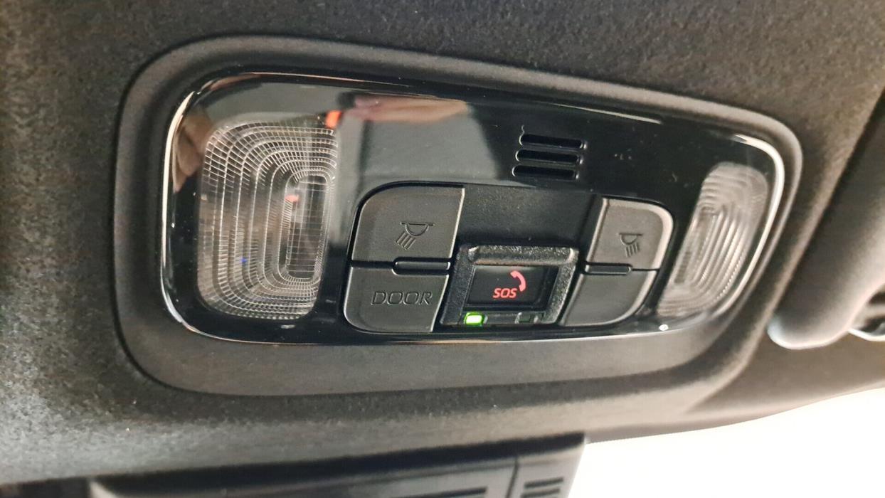 TOYOTA Yaris Cross 2025