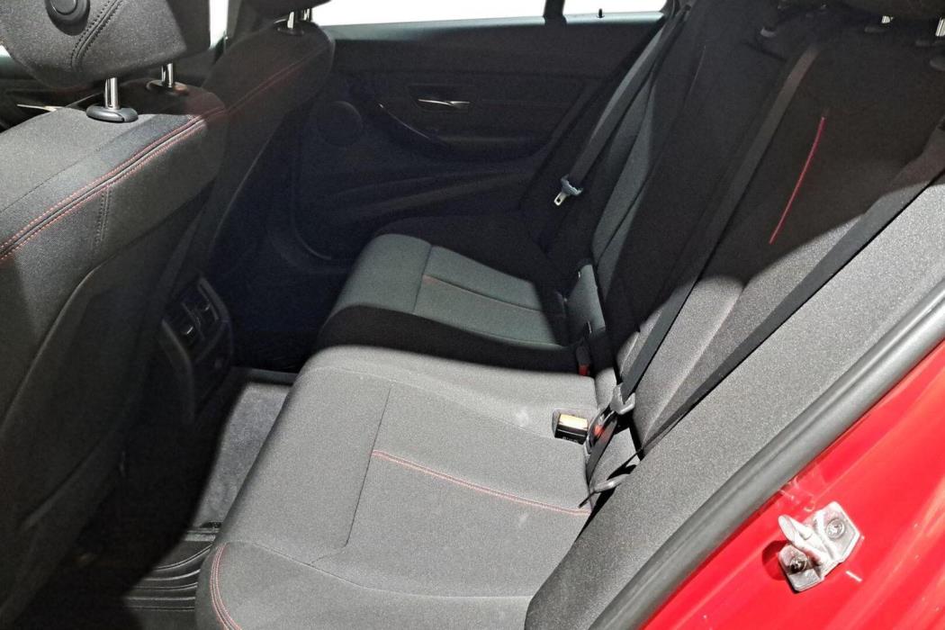 BMW 320 2015