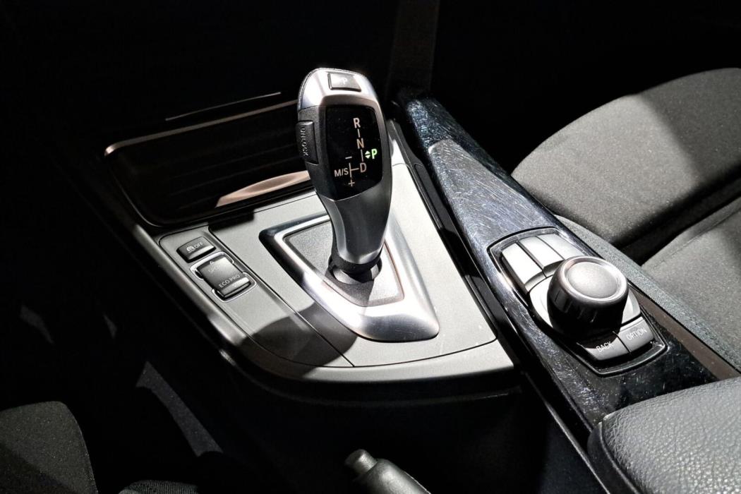 BMW 320 2015