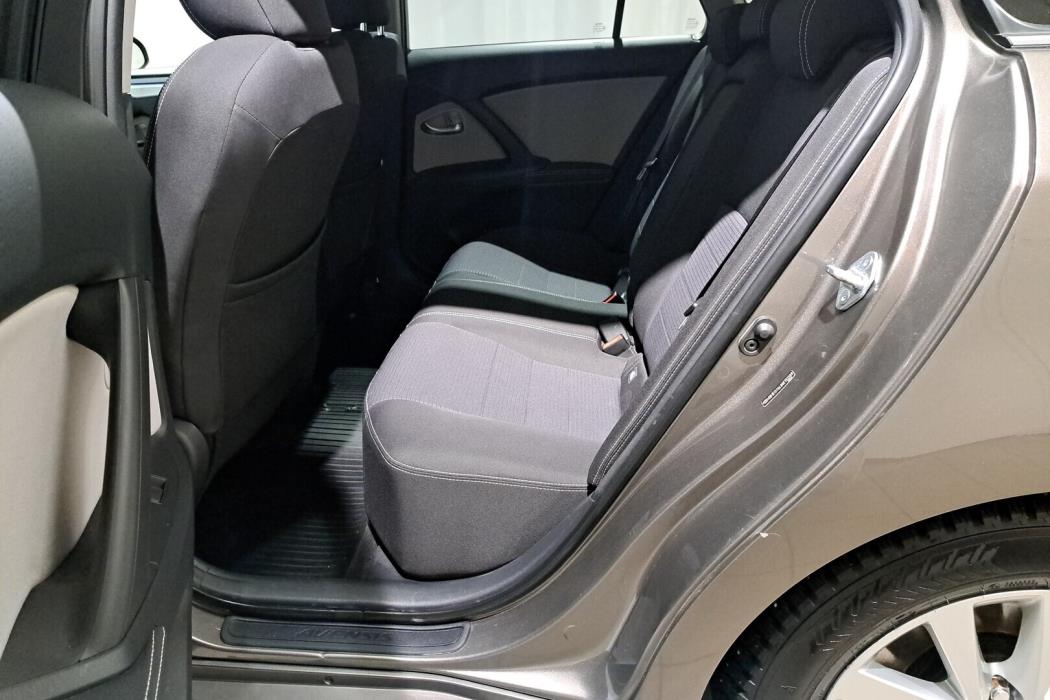 TOYOTA Avensis 2018