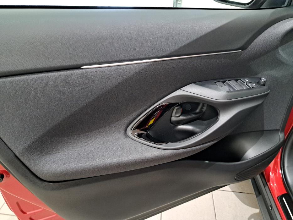 TOYOTA Yaris Cross 2024