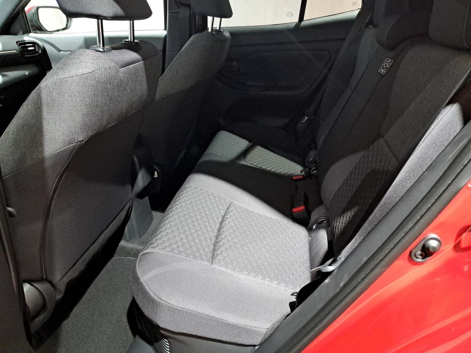 TOYOTA Yaris Cross 2024