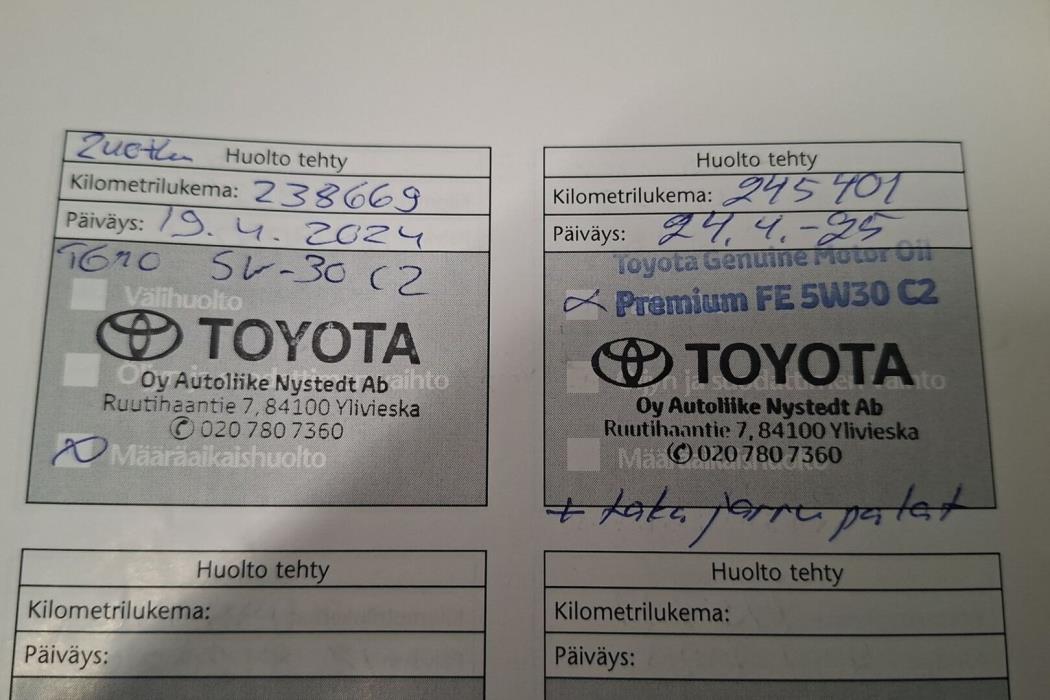 TOYOTA RAV4 2010
