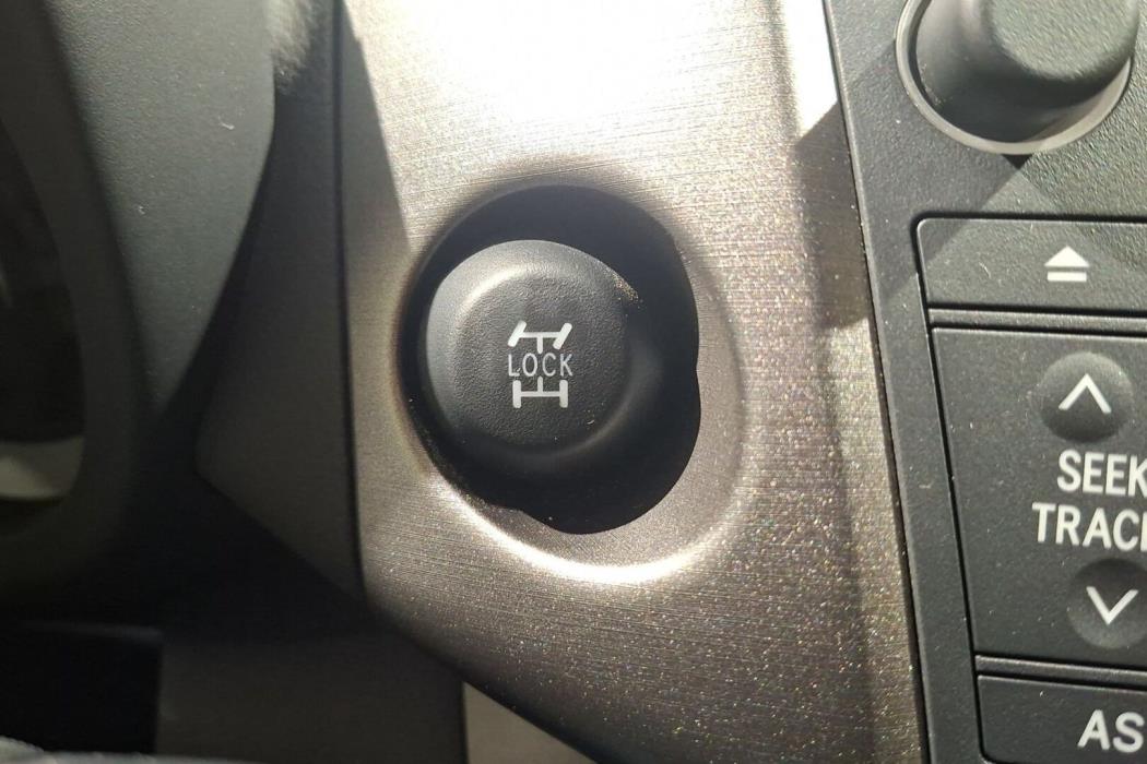 TOYOTA RAV4 2010