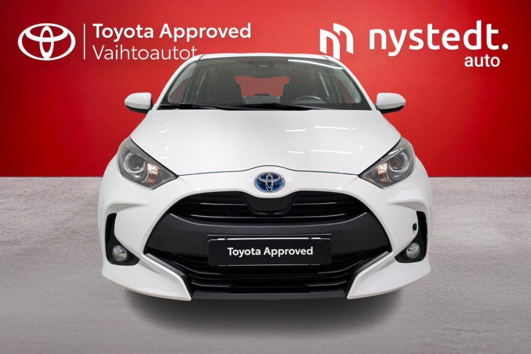 TOYOTA Yaris 2021