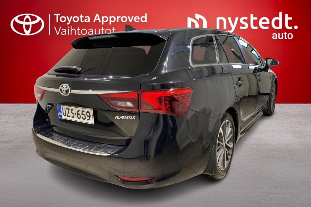 TOYOTA Avensis 2017