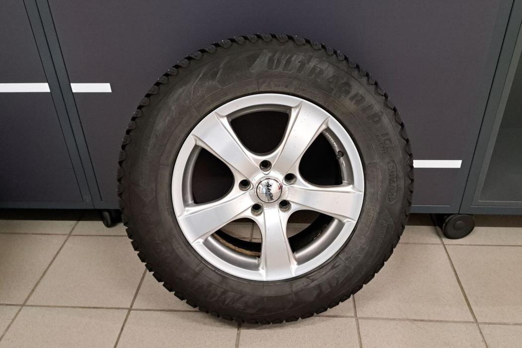 TOYOTA RAV4 2010