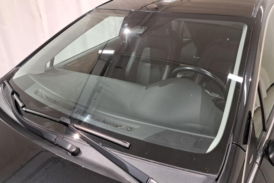 TOYOTA Avensis 2015
