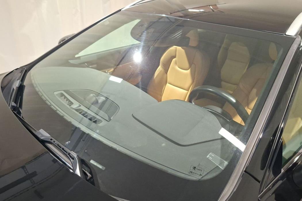 VOLVO V90 Cross Country 2017