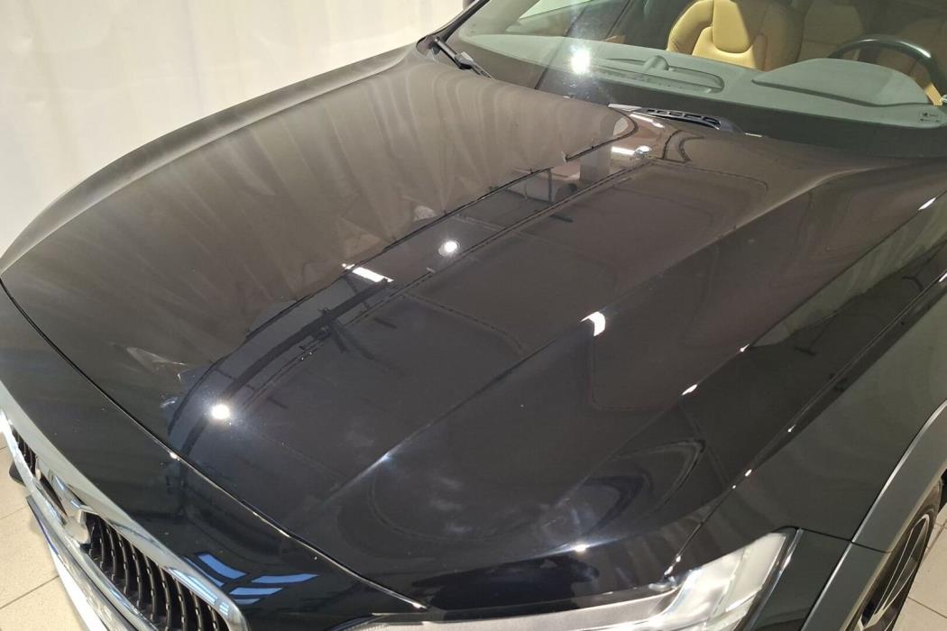 VOLVO V90 Cross Country 2017