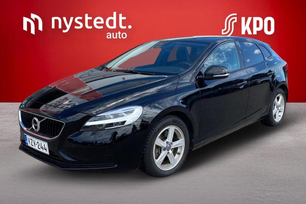 VOLVO V40 2018