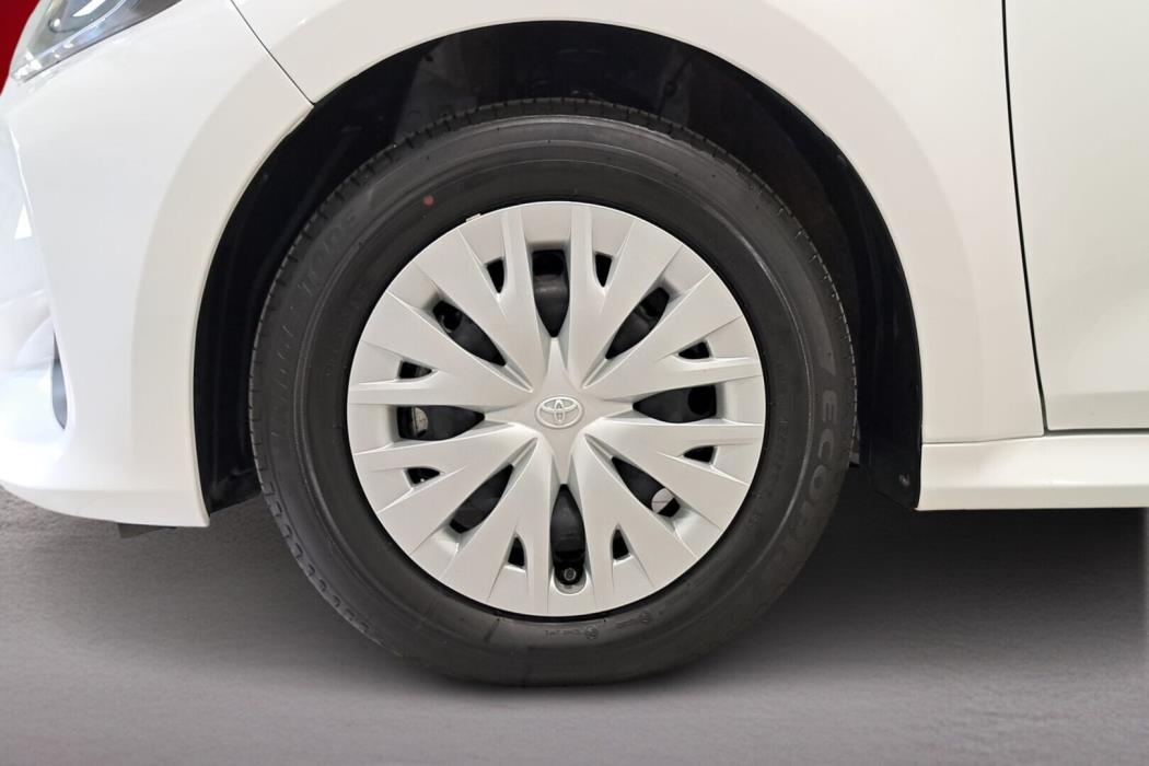 TOYOTA Yaris 2025