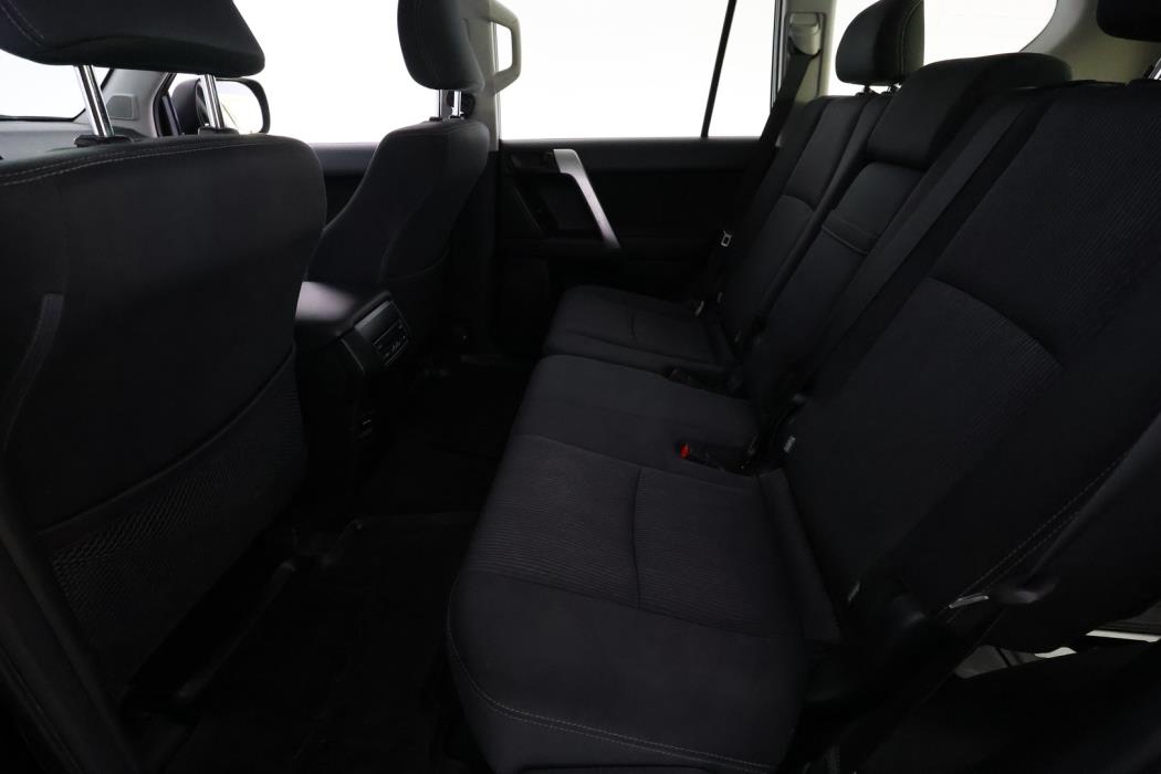 TOYOTA Land Cruiser 2019