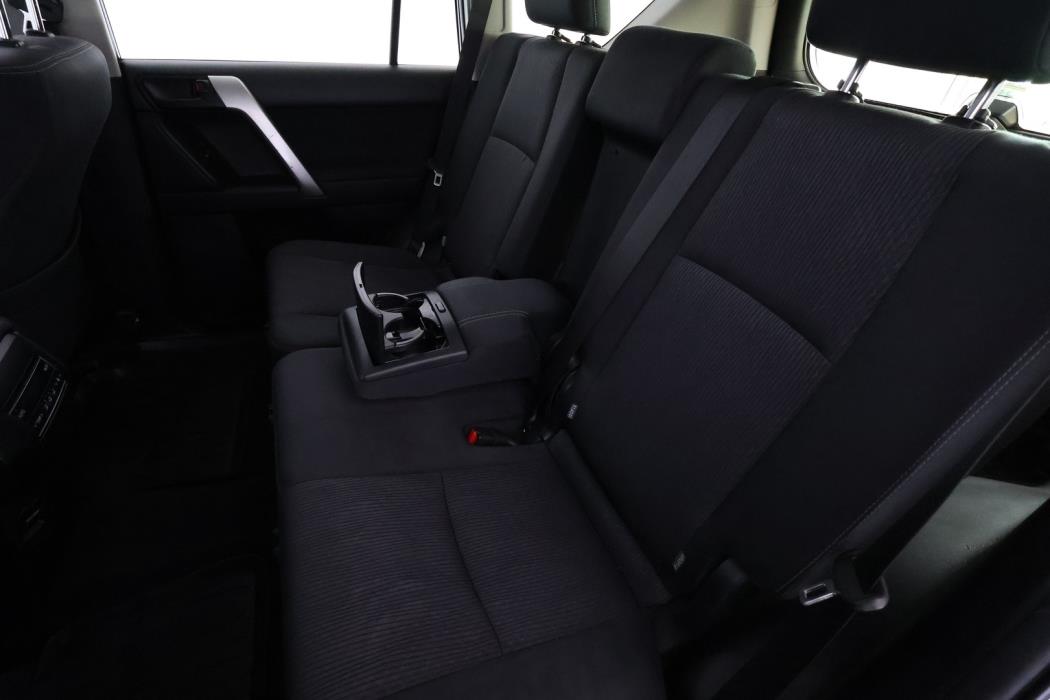 TOYOTA Land Cruiser 2019