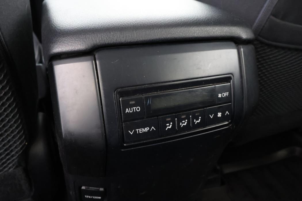 TOYOTA Land Cruiser 2019