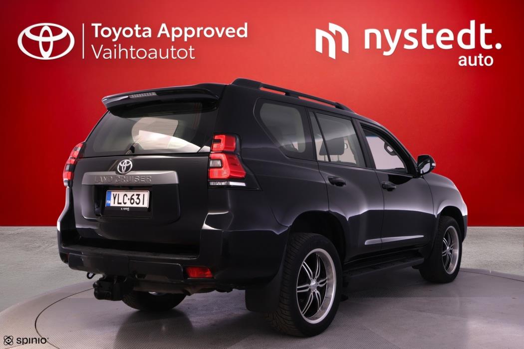 TOYOTA Land Cruiser 2019