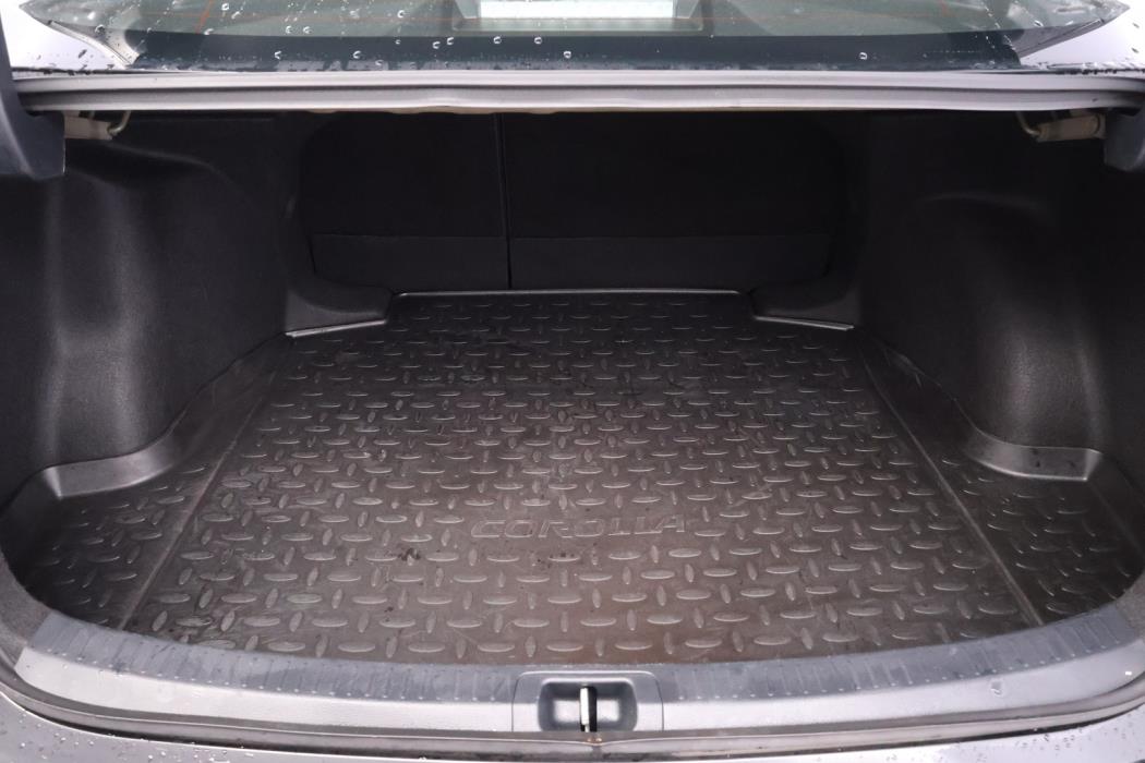 TOYOTA COROLLA 2025