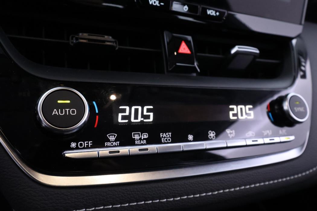 TOYOTA COROLLA 2025