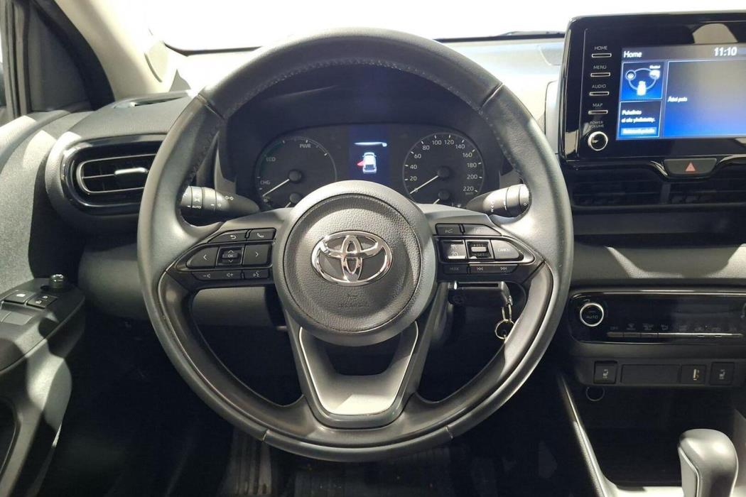 TOYOTA Yaris 2022