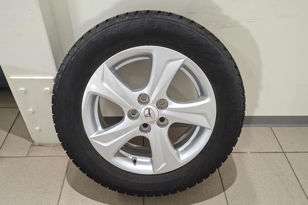 TOYOTA Yaris 2022