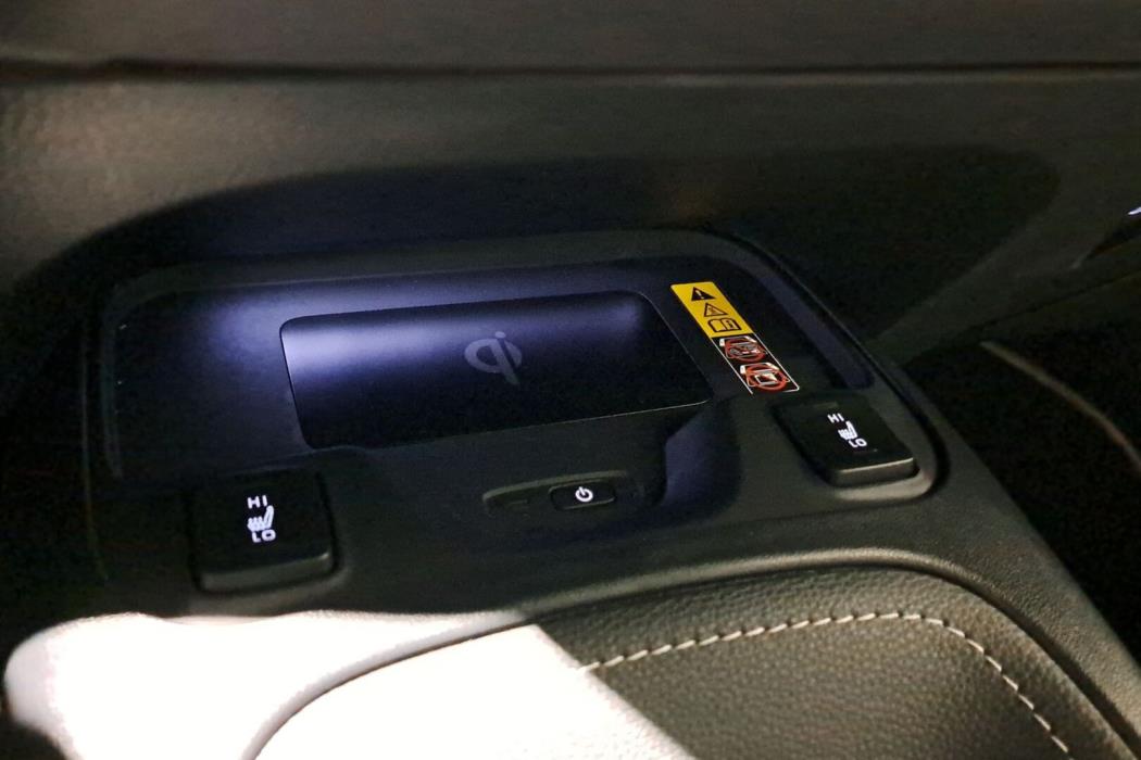 TOYOTA Corolla 2025