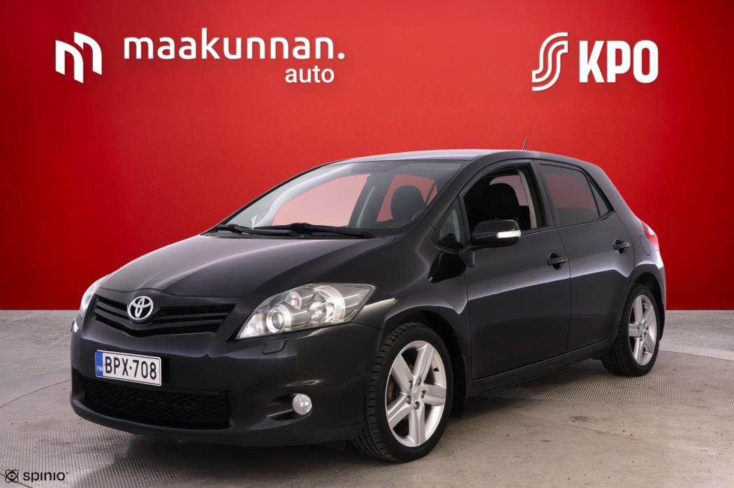TOYOTA Auris 2012