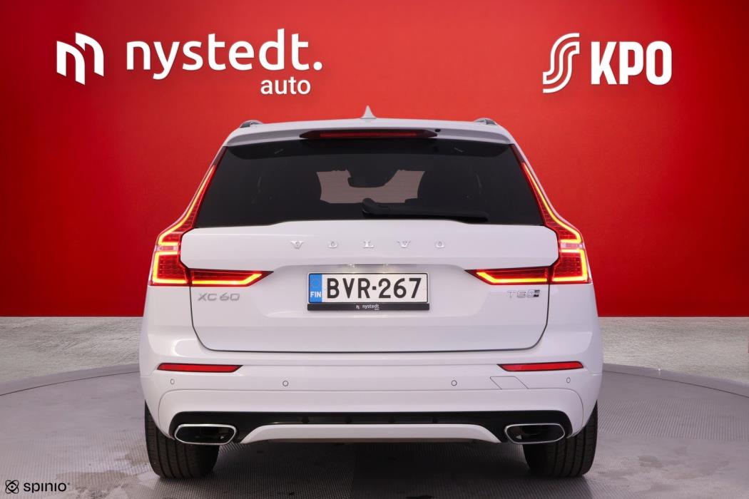 VOLVO XC60 2019