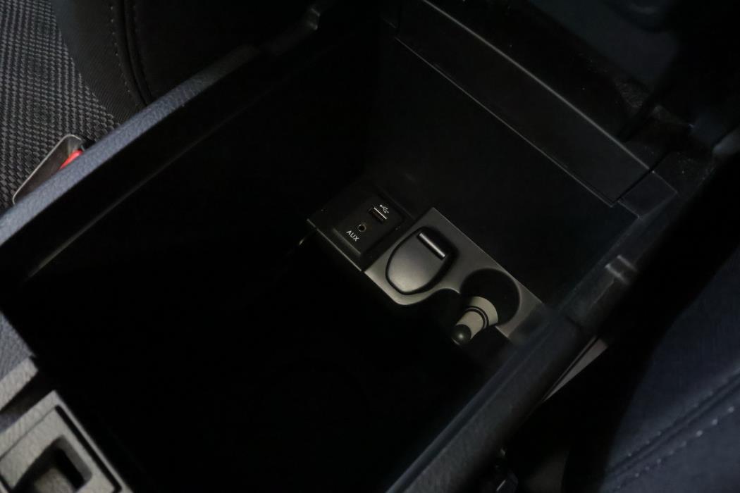 TOYOTA Yaris 2019