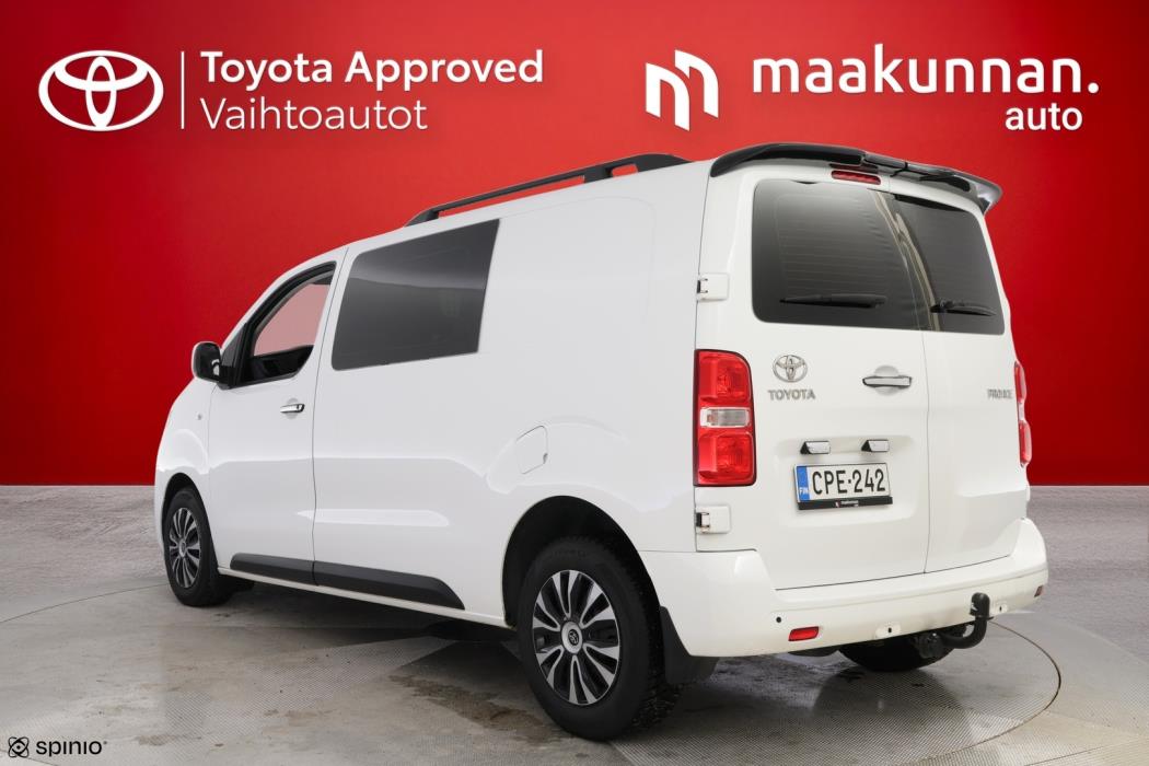 TOYOTA Proace 2021