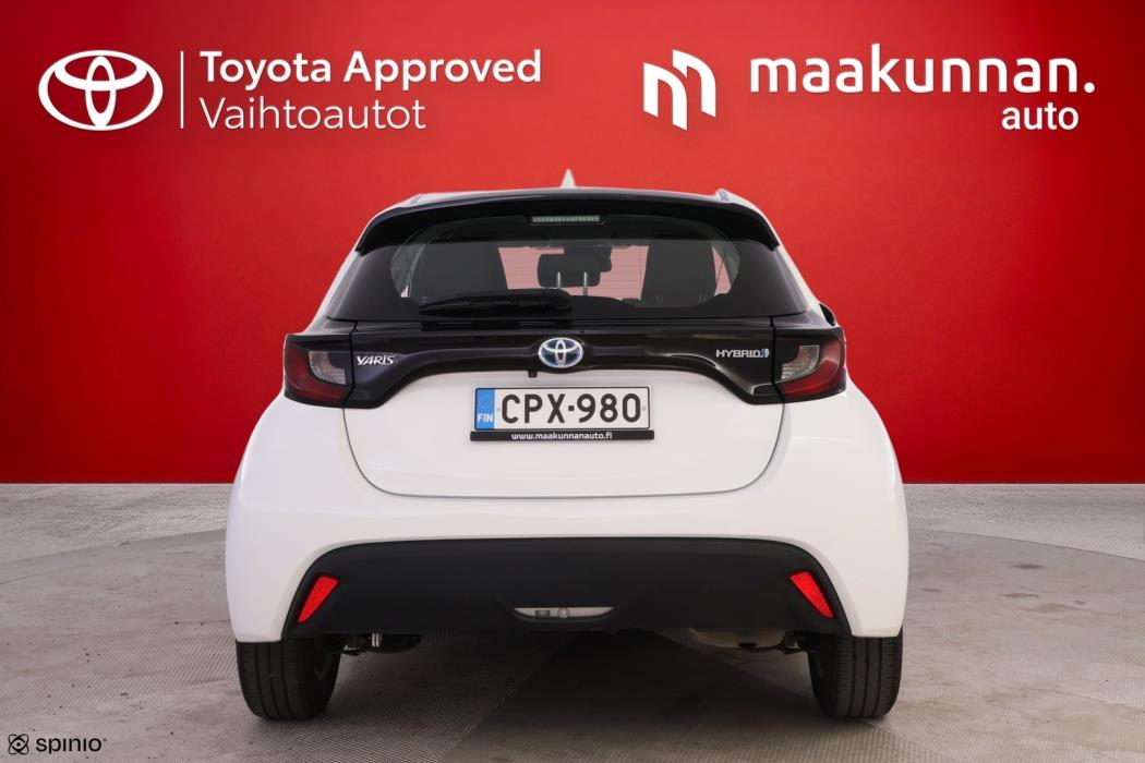 TOYOTA Yaris 2022