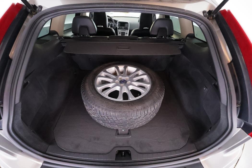 VOLVO XC60 2011